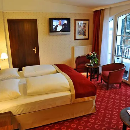Hotel Salzburger Hof 4*