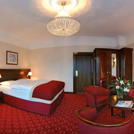 Hotell Salzburger Hof 4*