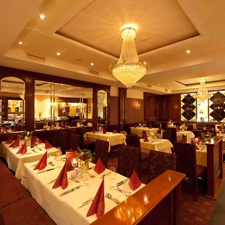 Hotel Salzburger Hof 4*