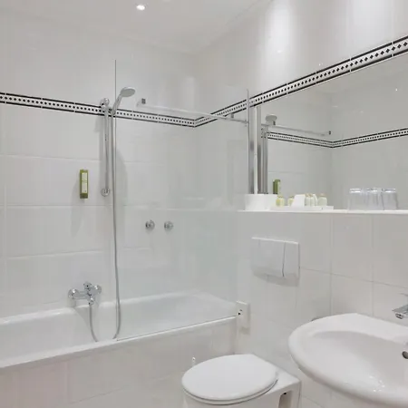Salzburger Hof Szálloda 4*