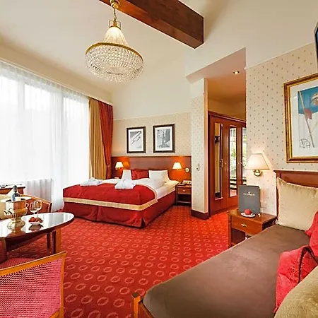 Salzburger Hof Hotel 4*