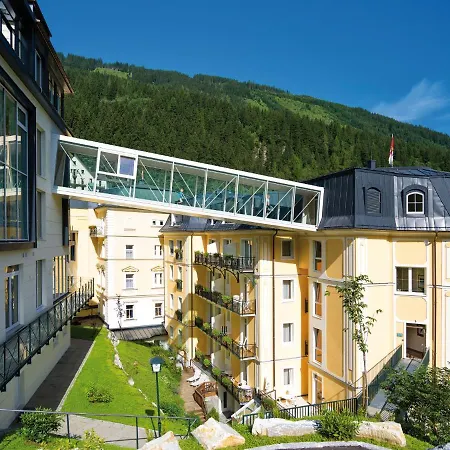 Salzburger Hof Hotel 4*